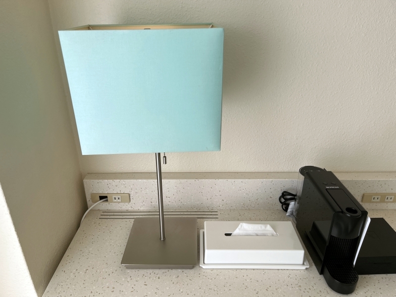 トップフロア客室「ライティングディスク」(撮影:2025年11月)