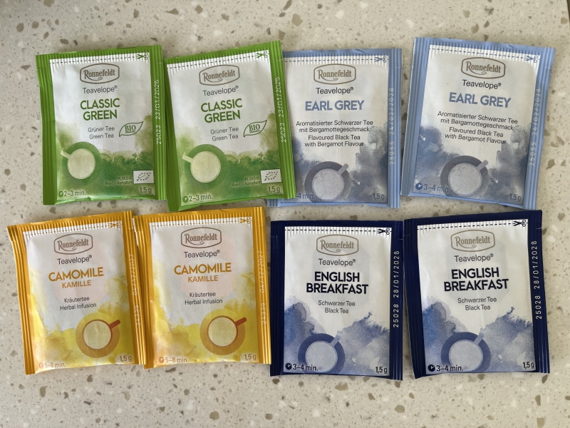 トップフロア「ライティングデスク(引き出し)」(撮影:2025年11月)