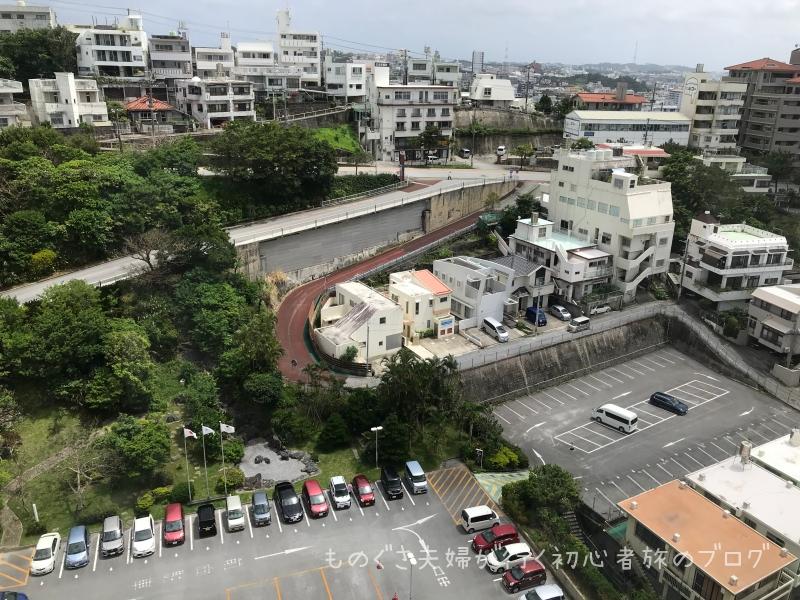 駐車場「ダブルツリーbyヒルトン那覇首里城」