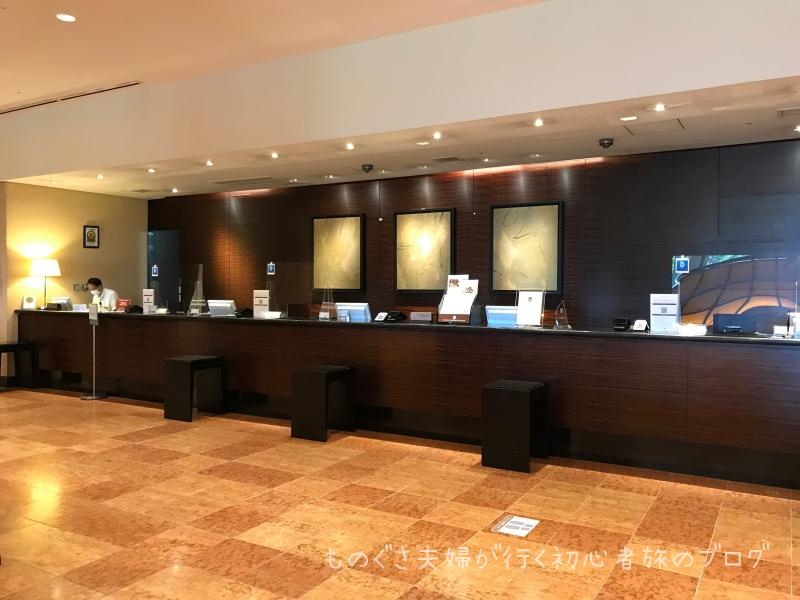 『沖縄ハーバービューホテル』1F「エントランスホール」