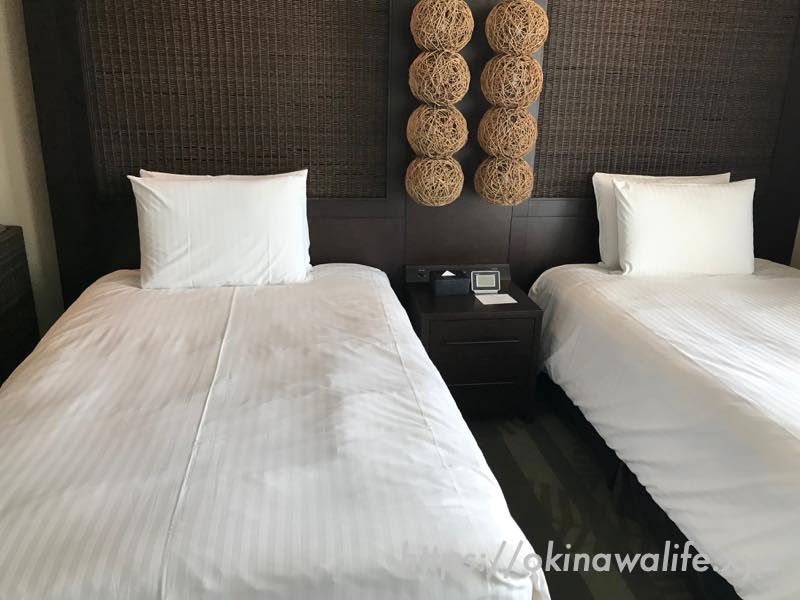 リーガロイヤルグラン沖縄「客室のベッド」