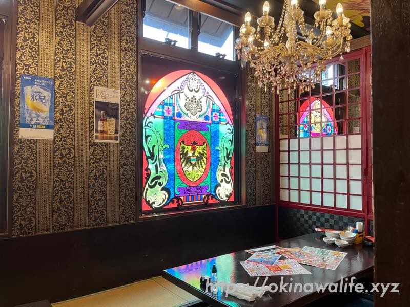 沖縄旅食べ｜那覇市の五笑門小禄店でユニークな装飾の激安居酒屋を体験