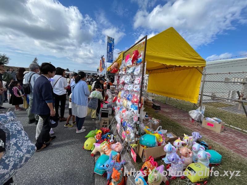 美ら島エアフェスタ2024の臨時野外売店